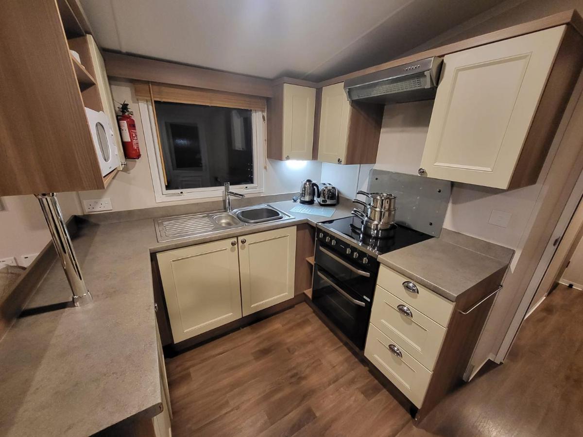 Caravan 66 Kensington At Marton Mere Holiday Park Blackpool Villa