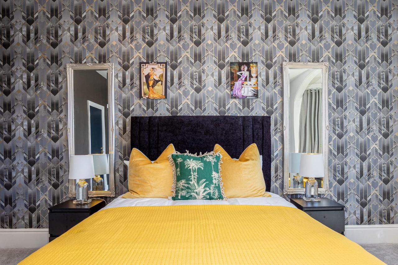 Empress Hall Blackpool By Charles Alexander Short Stay - Sleeps 20