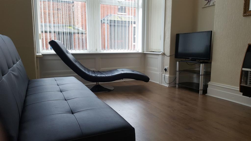 Blackpoolholidaylets Charles Street Villa