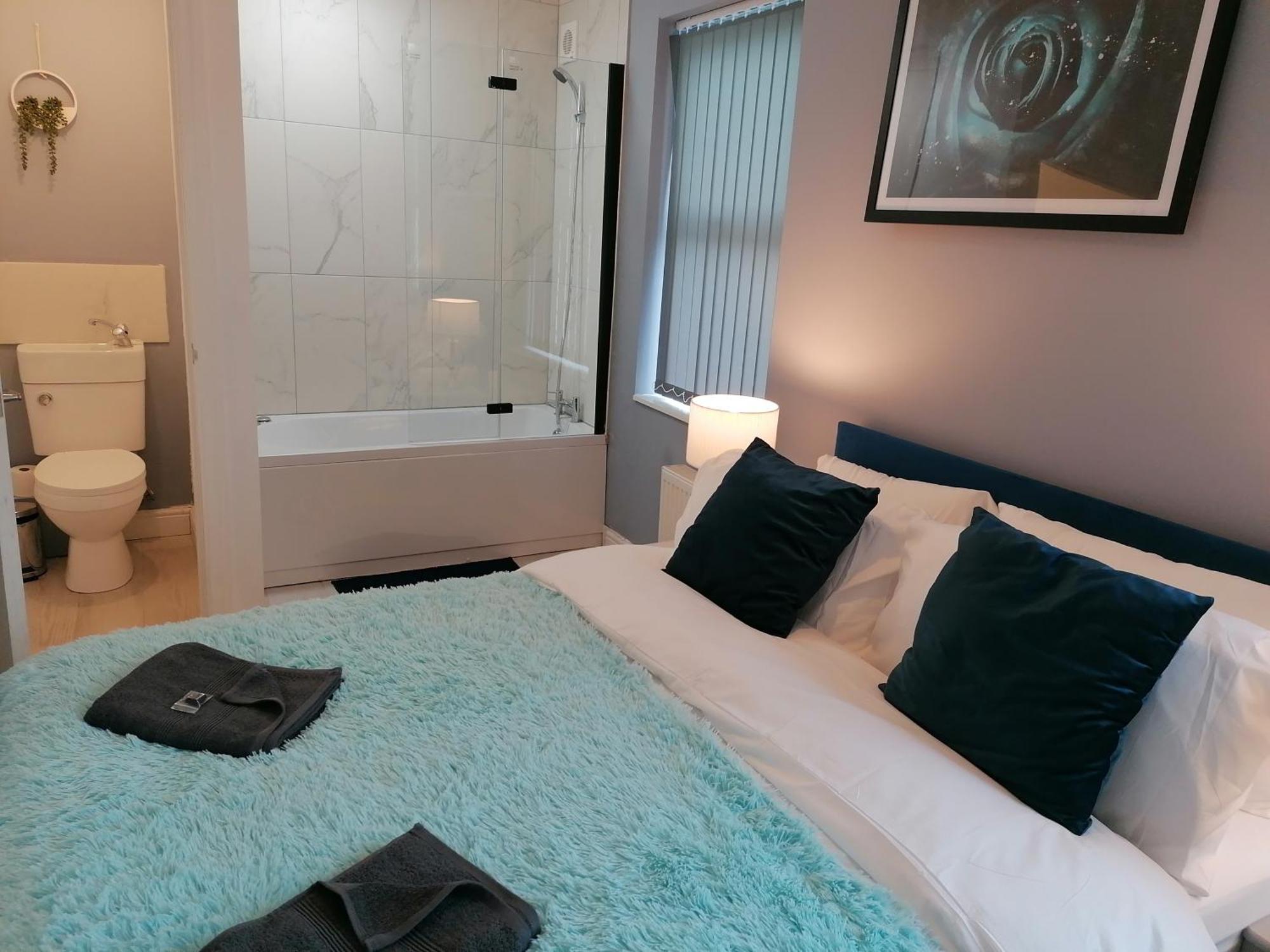 Blok 3 -Jacuzzi Suites, Apartment & Ensuite Rooms