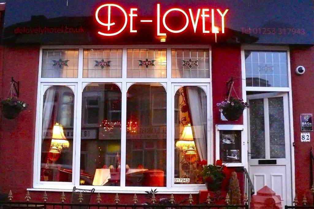 Delovely Hotel